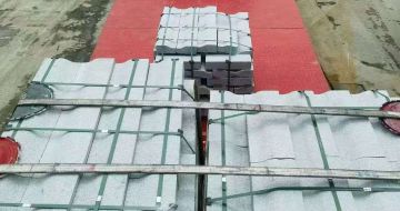 滁州 芝麻白仿形加直形路沿石出货日常