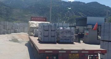 滁州 芝麻白仿形路沿石，直形路沿石