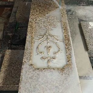 滁州 黄金麻花岗岩异形加工雕刻栏杆大柱