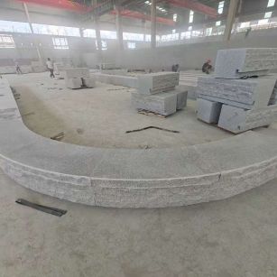 滁州 芝麻白异形坐凳，自然面光面弧形加工