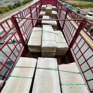 滁州 黄金麻花岗岩荔枝面，光面毛板装车完成