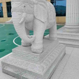 滁州 白麻花岗岩动物异形石雕-大象