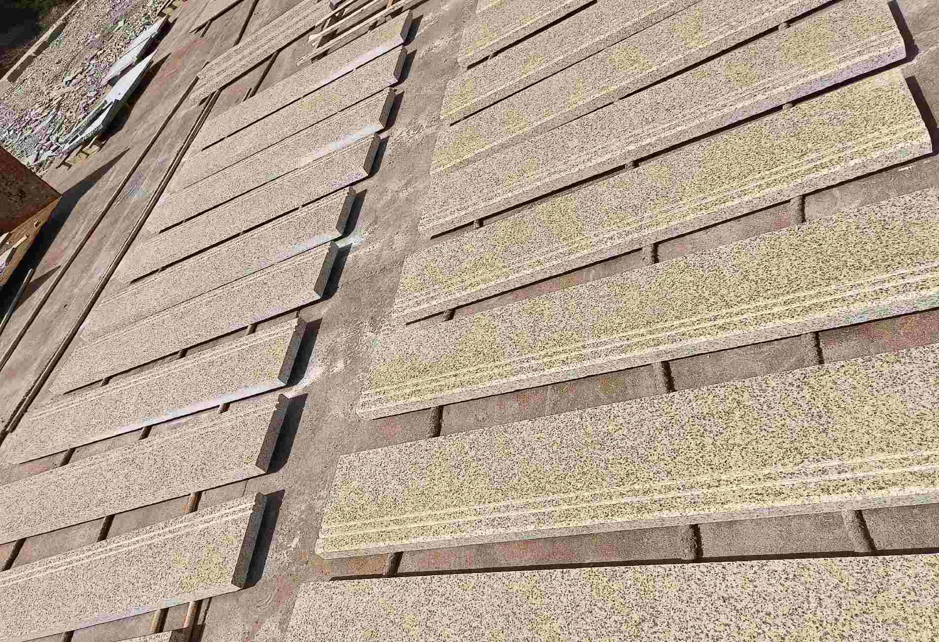 滁州 黄金麻花岗岩光面楼梯踏步