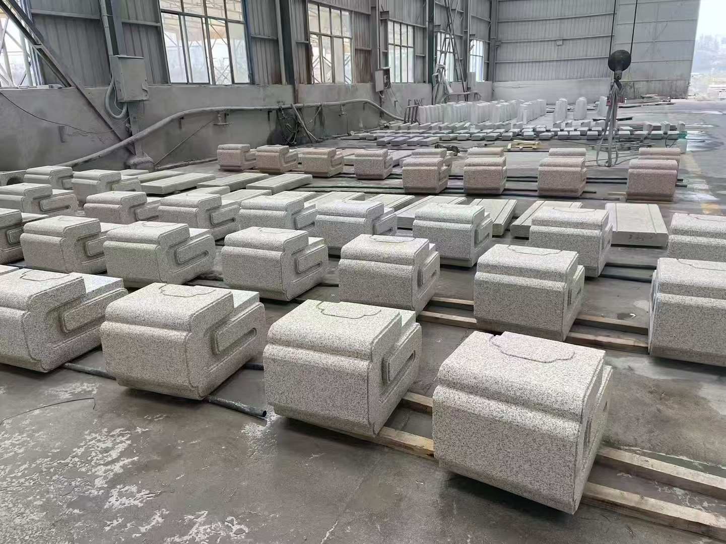 滁州 白麻花岗岩异形加工-石凳，坐凳