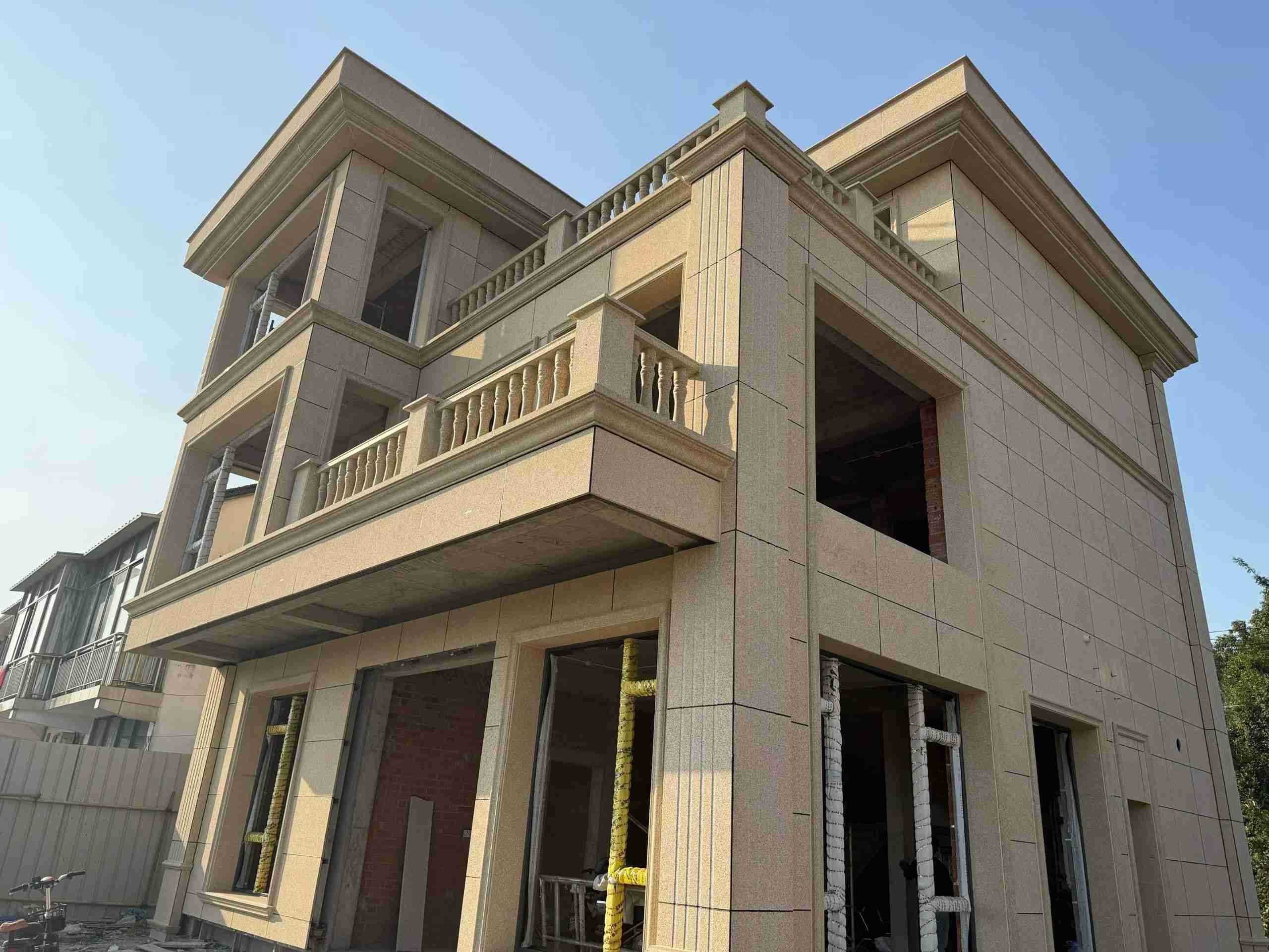 滁州 黄金麻花岗岩石材荔枝面外墙干挂效果展示