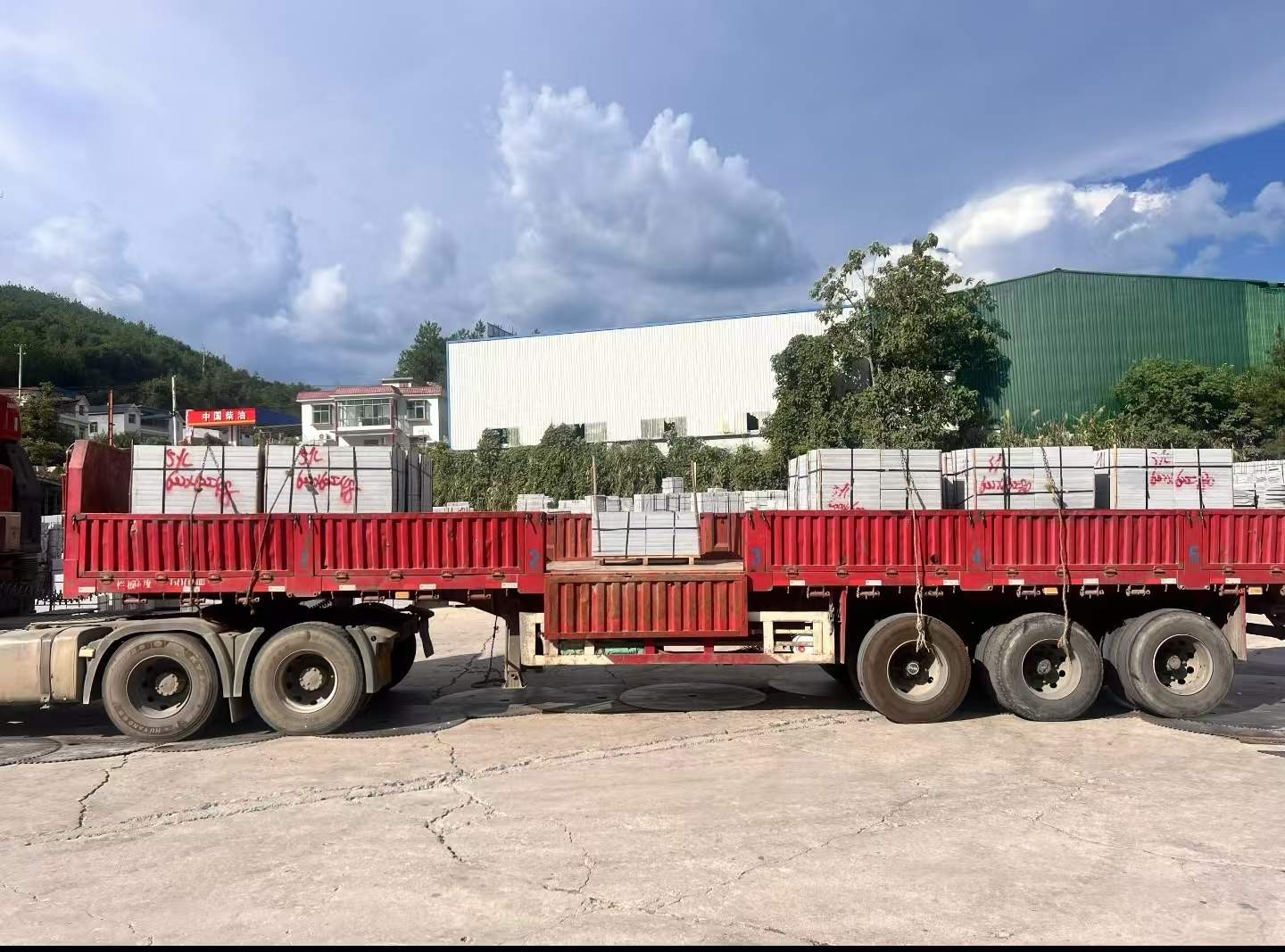 滁州 芝麻灰花岗岩地铺石出货日常