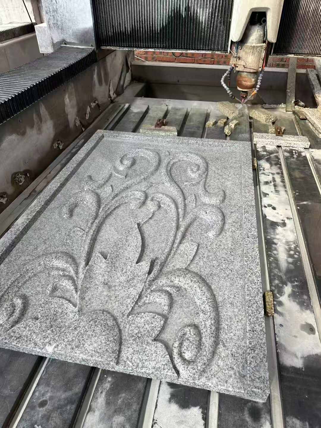 滁州 白麻别墅干挂雕花板