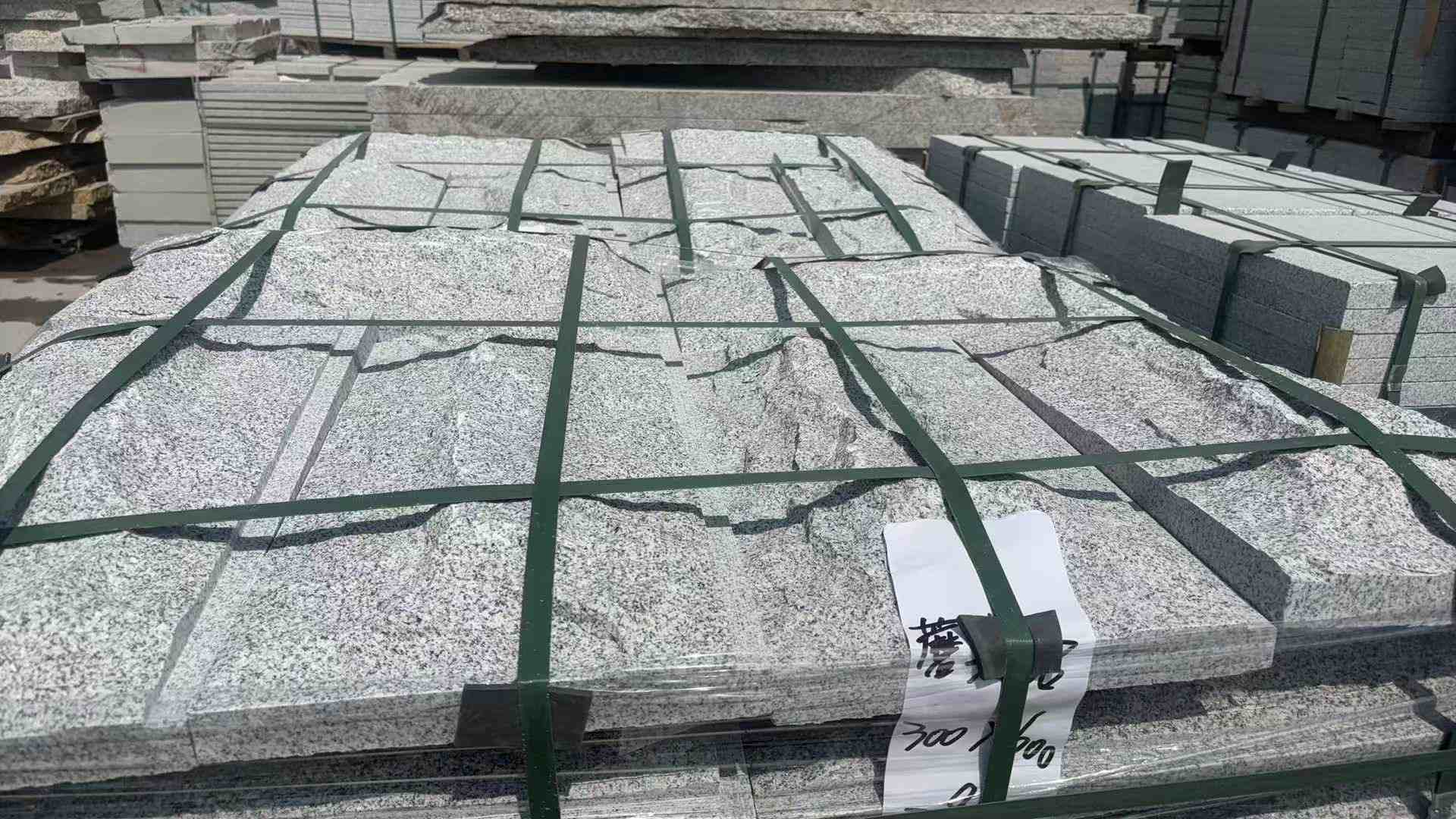 滁州 芝麻白蘑菇石成品