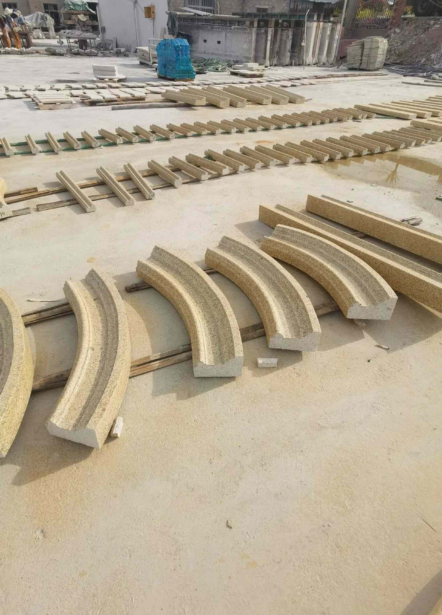 滁州 黄金麻花岗岩别墅线条