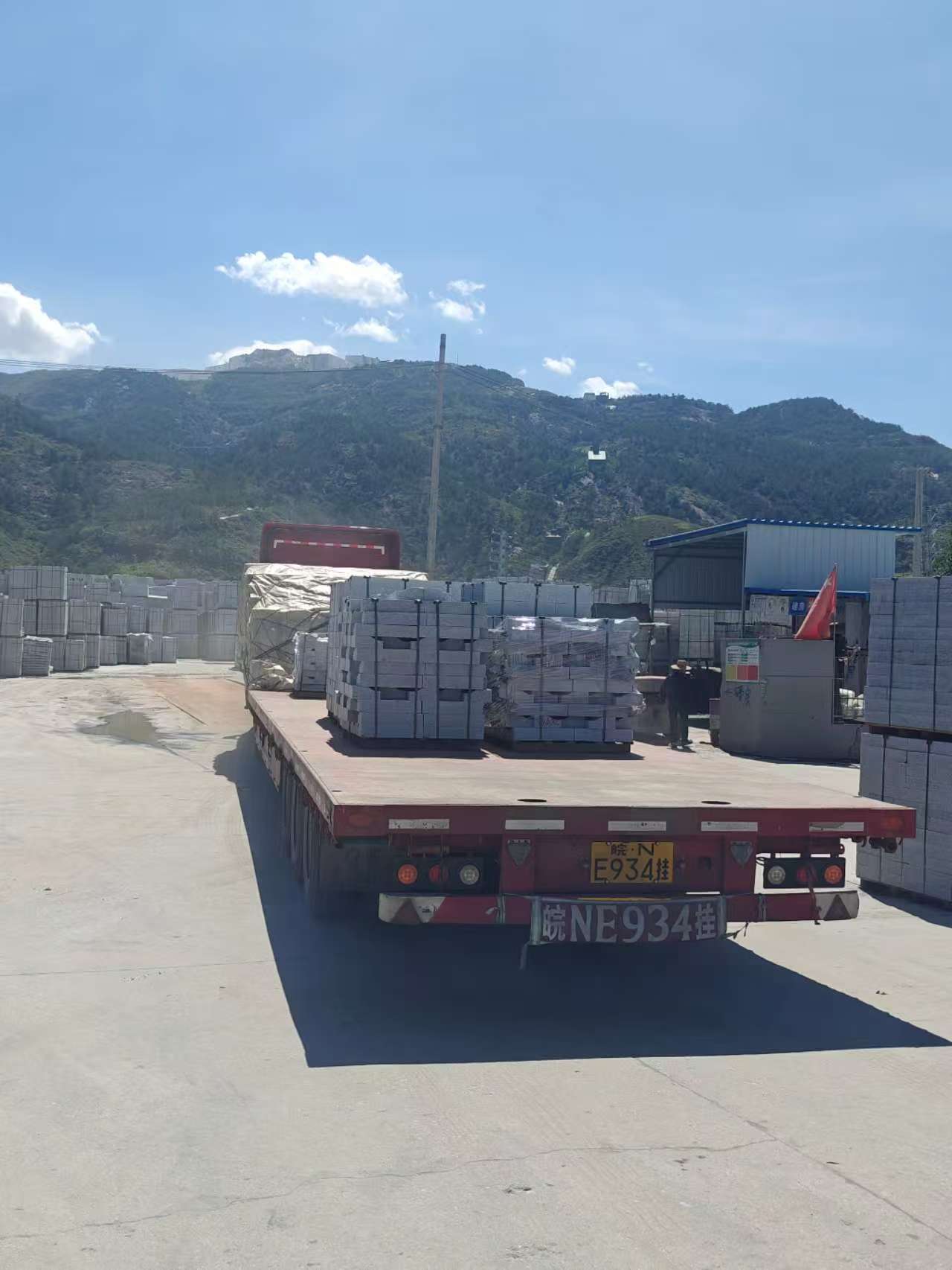 滁州 芝麻白仿形路沿石，直形路沿石