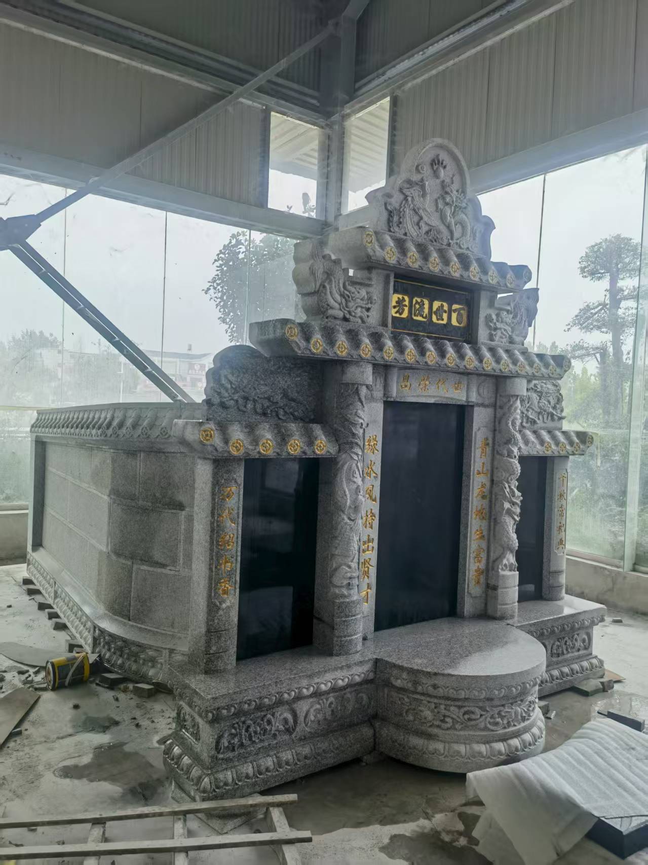 滁州 芝麻白墓碑效果展示图