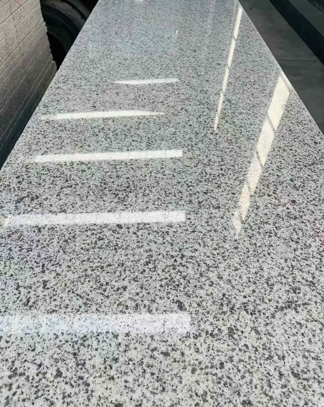 滁州 白麻花岗岩光面毛板