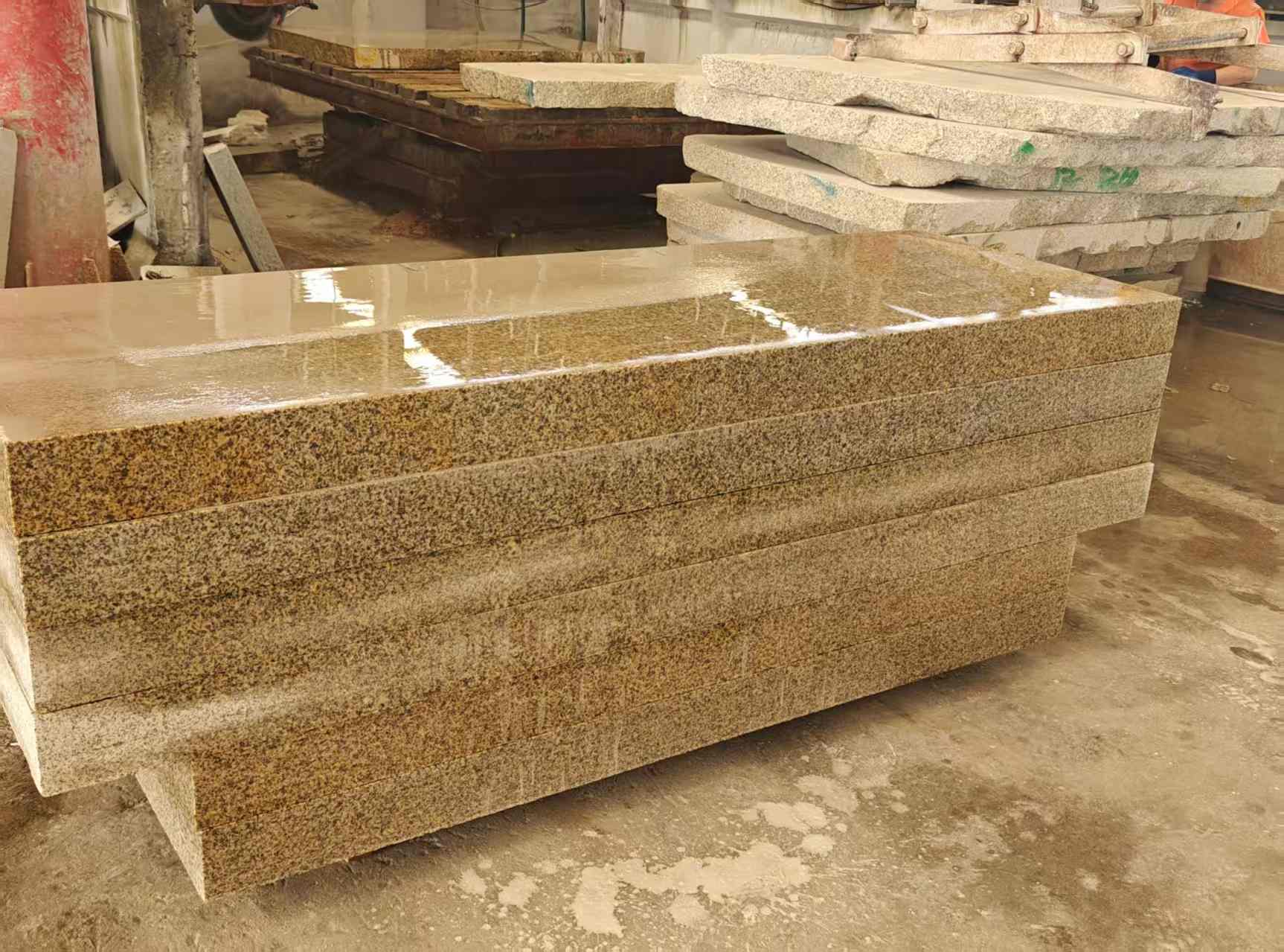 滁州 黄金麻栏杆料半成品加工中